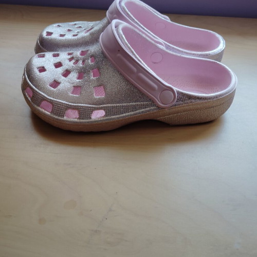 Shiny women's clogs, size 41