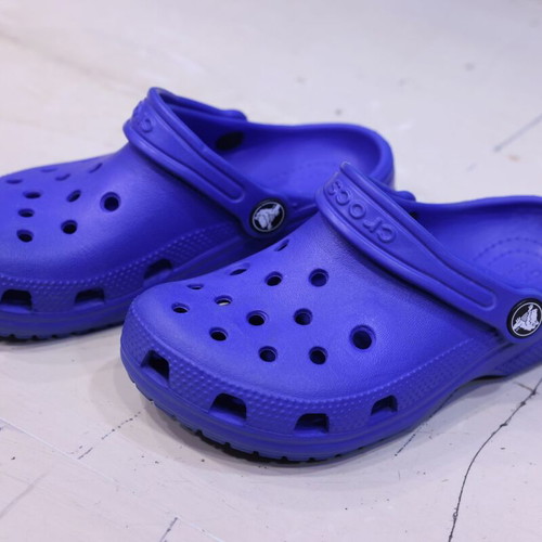 Crocs Classic Clog blue size 29-30 like new