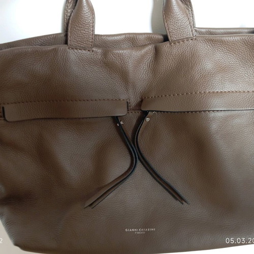 Gianni Chiarini leather handbag new, missing long handle