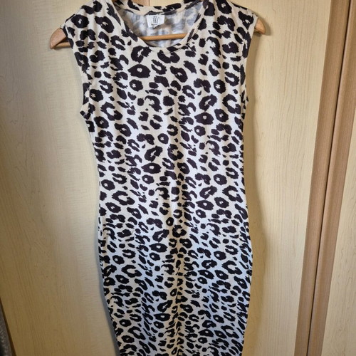 Zara TRF Animal Print Midi Dress like new, size S
