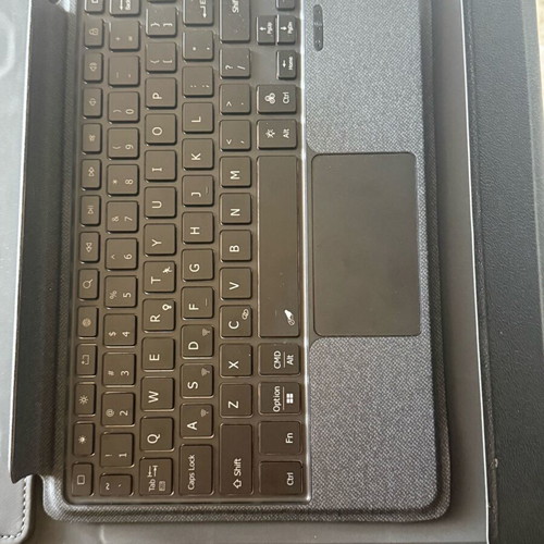 Tablet case with keyboard new
