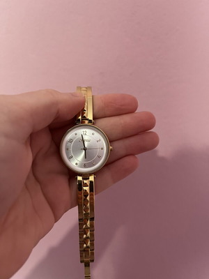 Oxette Metropolitan women's watch with gold bracelet used