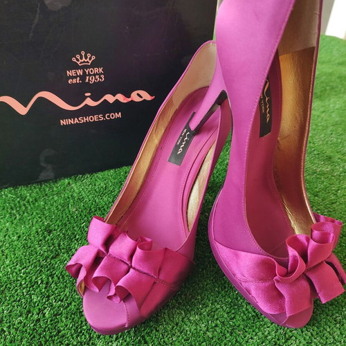 Peep toe satin pumps new Nina New York by NAK SHOES purple