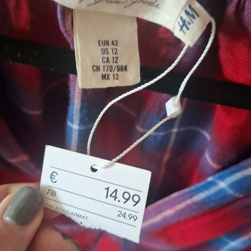 H&M red checked maternity shirt loose style size 42/12, long sleeve new