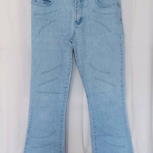 Just Woman women's elastic bootcut jeans like new