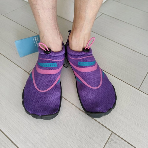 Women's beach shoes new, size 37, purple and pink