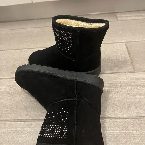 Women's black ankle boot like new, size 36
