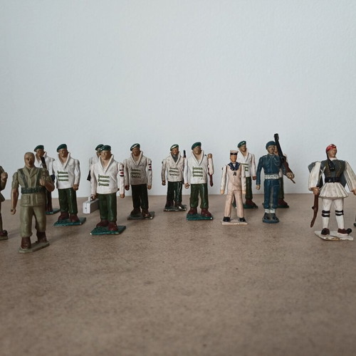 Pal Vintage Military Figures Used, Pack of 15, 1960s
