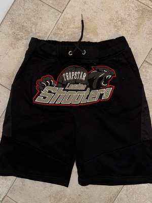 Trapstar shorts new, black, size S