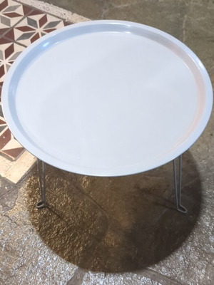 Folding metal table like new, light gray, 42 cm diameter