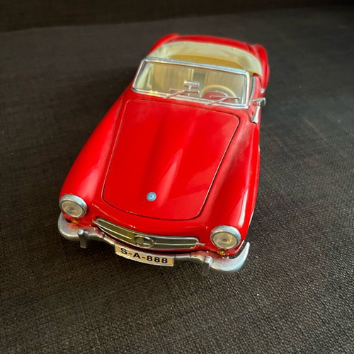 Mercedes 190SL 1:18 Red BURAGO like new