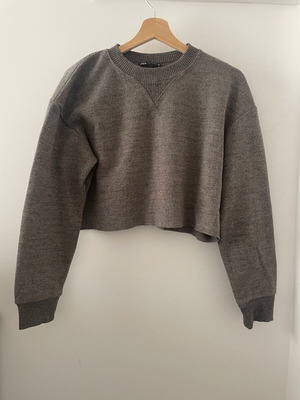 Zara crop sweater gray size M like new