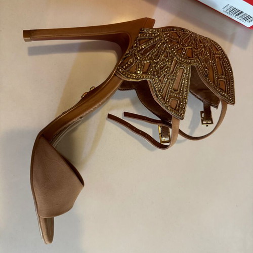Caranno sandals like new, beige, size 40