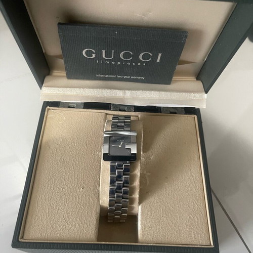 Ρολόι Gucci καινούργιο, γυναικείο, ασημί με πιστοποιητικά