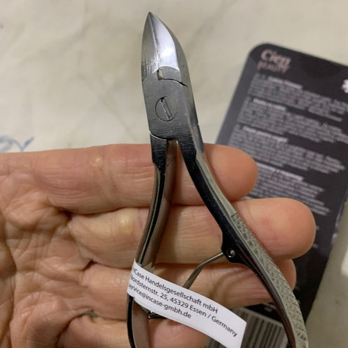 Nail cutter like new