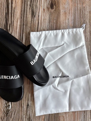 Νέες ανδρικές παντόφλες Balenciaga μαύρες, μέγεθος 44