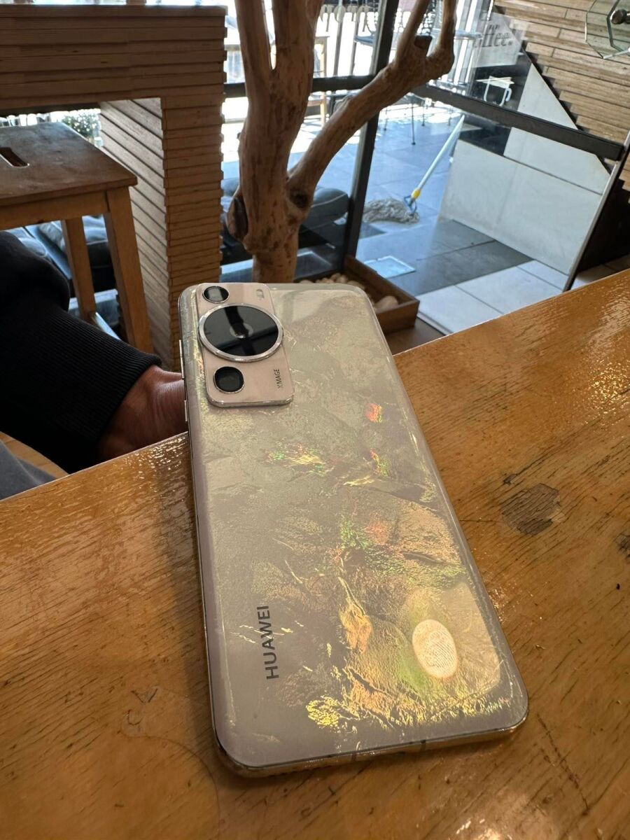 Huawei P60 Pro Rococo used 8GB/256GB… - € 380,00 - Vendora.cy
