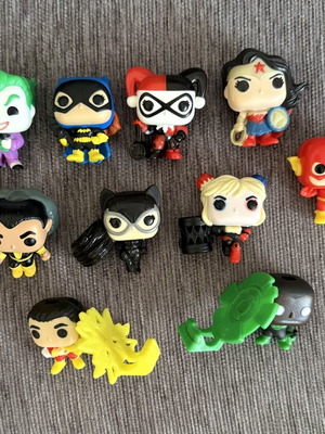 Kinder Funko DC 10 figures new