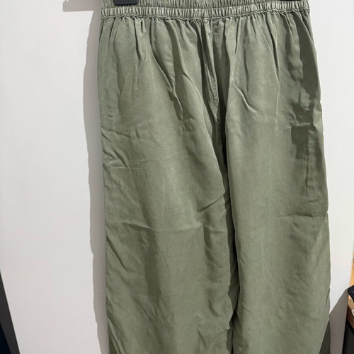 Tally Weil capri pants used, khaki, size S