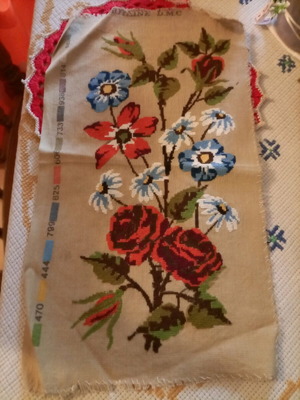 Handmade embroidered frame like new, old 41x23.5 cm