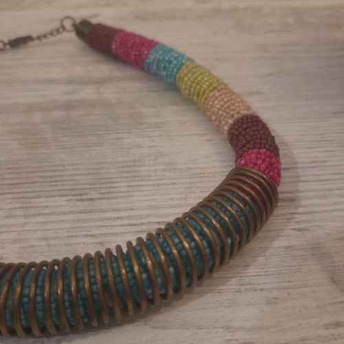 Ethnic necklace Strativarius like new