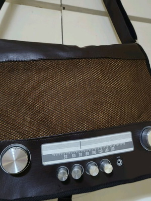Messenger bag used vintage radio style brown