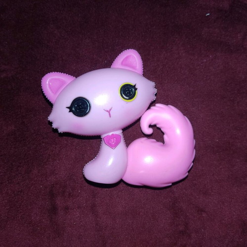 Lalaloopsy Jewel Sparkles doll used with pet