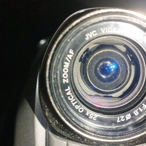 JVC GR-D248E Video Camera like new with accessories