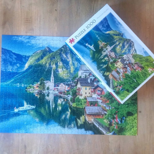 Puzzle 1000 pieces like new