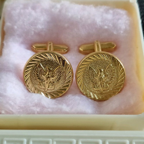 Cufflinks of the seventh anniversary, April 21 set!