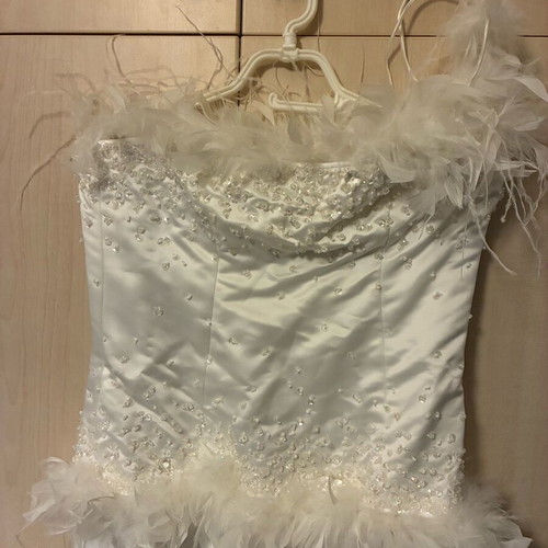 Jota Matiaki wedding dress white satin strapless with feathers and crystals like new, size S-M
