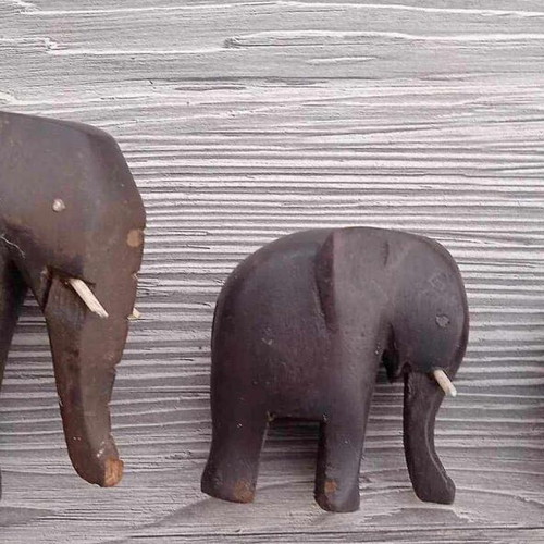 Handmade wooden elephants like new