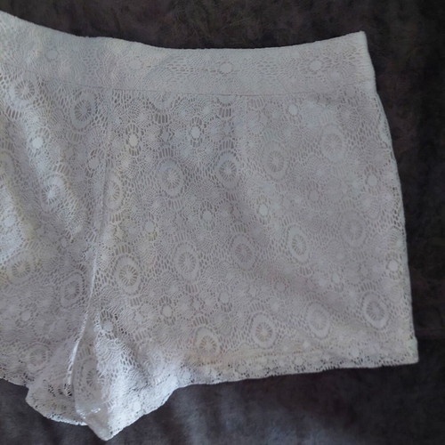 Guess lace white shorts size large like new