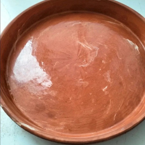 Clay plates used, set of 2, large and small
