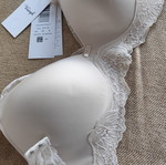 Triumph bra new, beige