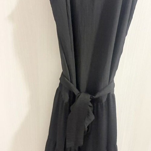 Black satin dress with belt, like new, 3/4 length