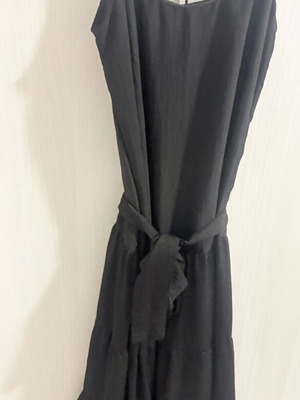 Black satin dress with belt, like new, 3/4 length