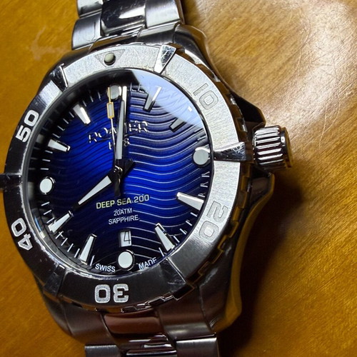 Roamer Deep Sea 200 watch with silver stainless steel bracelet like new