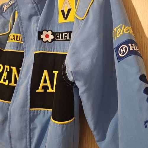Renault kids jacket like new for 5-6 years old