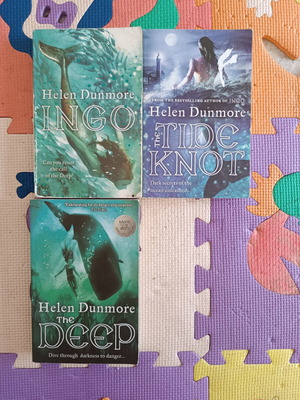 Πακέτο 3 βιβλία Helen Dunmore στα αγγλικά, σαν καινούργιο