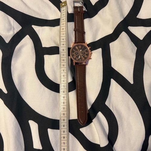 Unisex wristwatch new with brown synthetic leather strap