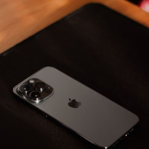 iPhone 13 Pro Graphite 128GB like new, unlocked, original accessories