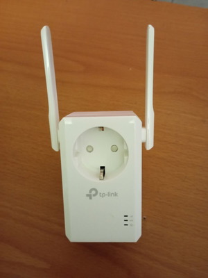 Tplink WiFi range extender router μεταχειρισμένο, σε καλή κατάσταση