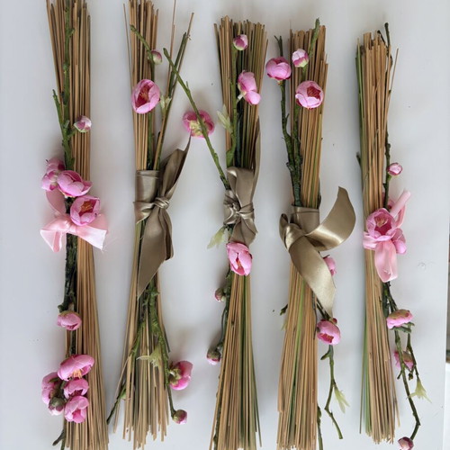Decorative dried branches with artificial pink flowers set of 5 used