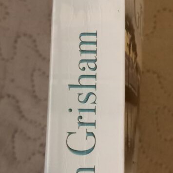 The Island Camino by John Grisham new Greek edition