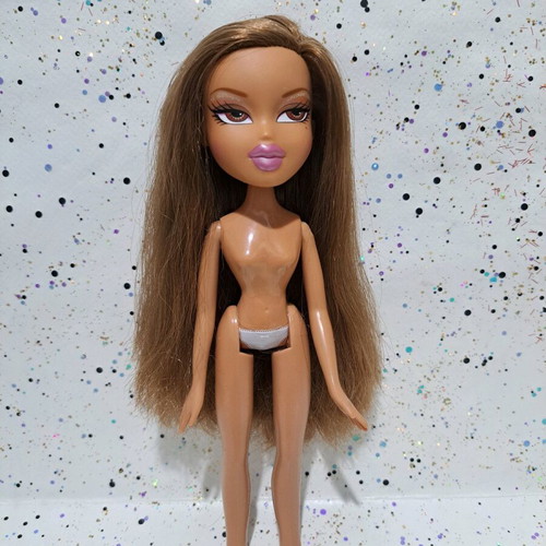 Bratz Passion 4 Fashion 1st edition nude used with minor flaws