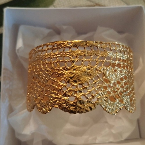 lace bracelet Maya Zoulovits exclusive daily offer