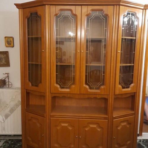 Classic style wooden sideboard and dining table set