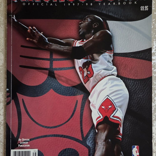 Chicago Bulls Last Dance Yearbook 1997-98 used official copy