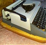  Γραφομηχανή